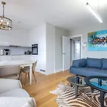 Elegant Designer Apartment On Abbey Road St Johns Wood