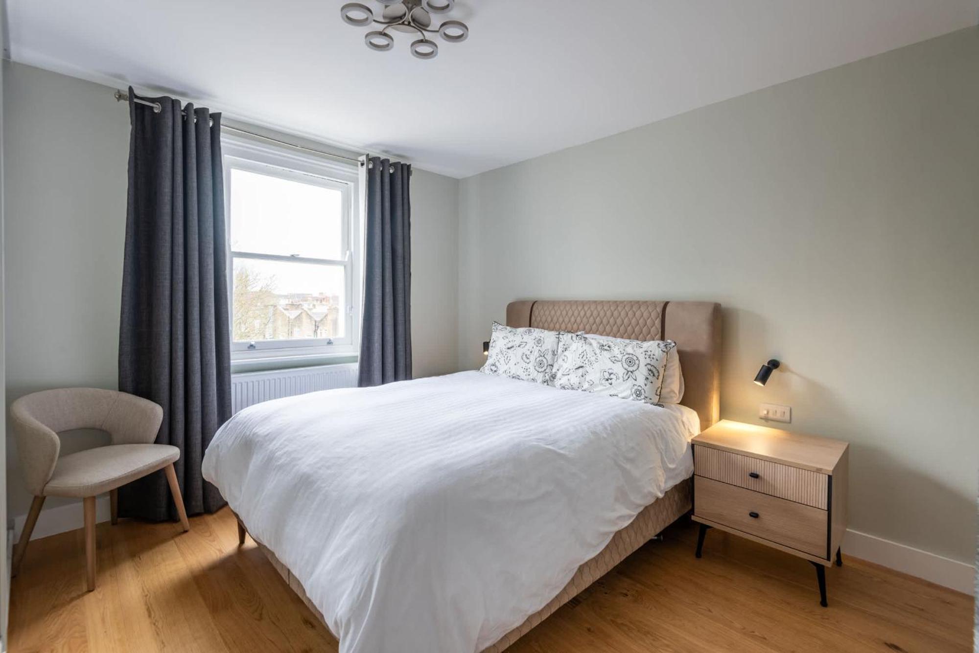 Elegant Designer On Abbey Road St Johns Wood